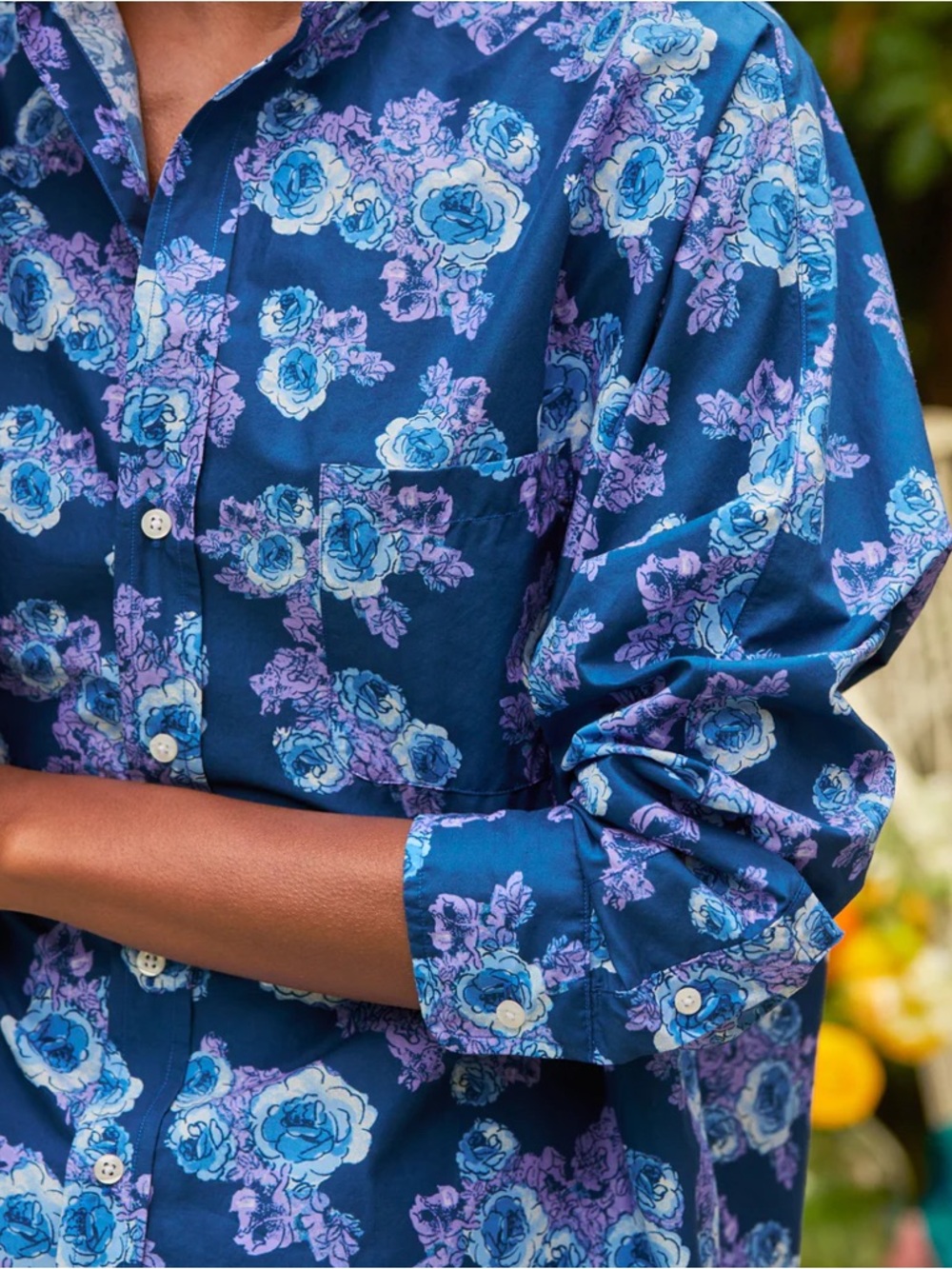 Frank & Eileen Oona Continuous Sleeve
Button Up in Blue/Purple Floral - Large - Picture 3 of 11